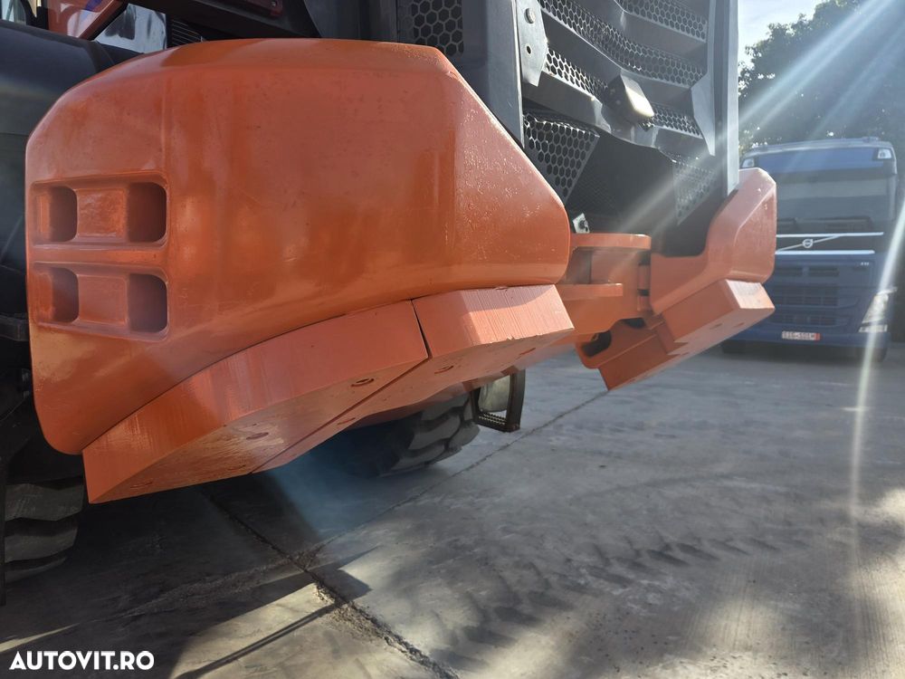 Hitachi ZW310-6, cupa 7mc, 30 tone, FULL OPTION, gresare automata, Anvelope NOI profil L5, produs JAPONIA,cantar,consum 17l/h, Protectie cabina, protectie antiincendiu, camera spate pt masalier, posibilitate leasing, STARE FOARTE BUNA-PROMOTIE 97.900 Eur+Tva - 21