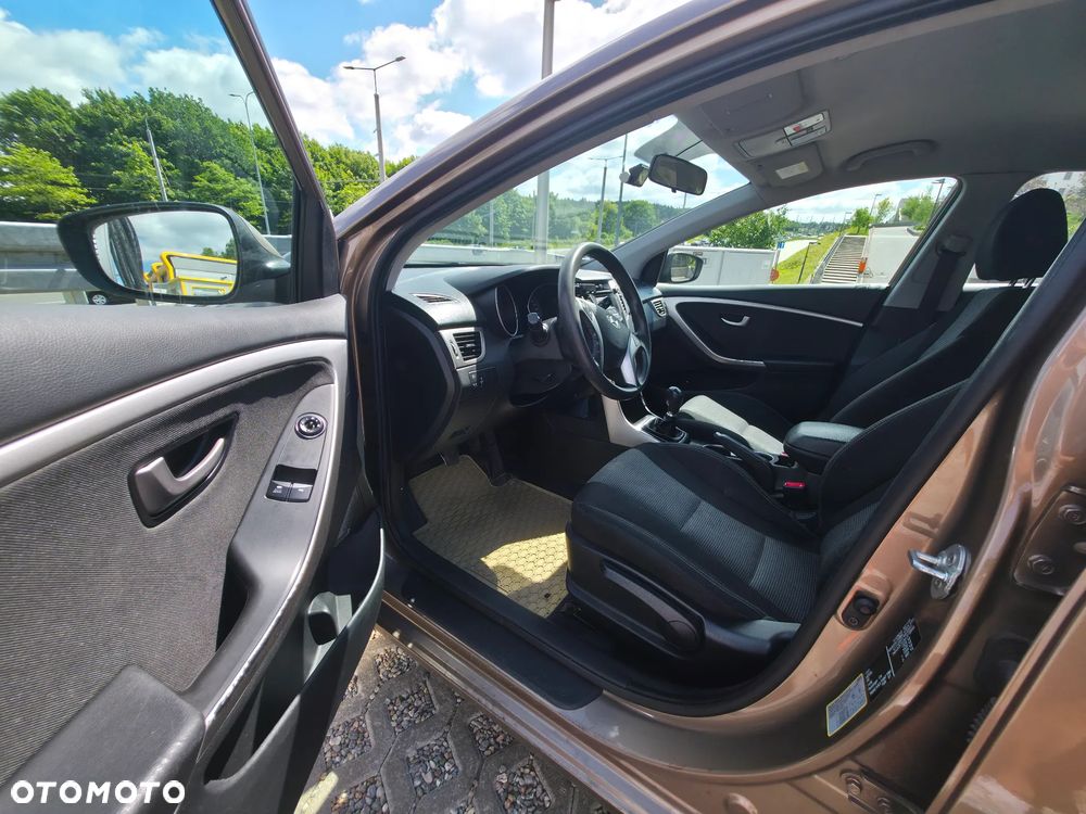 Hyundai i30 1.6 CRDi Comfort - 8