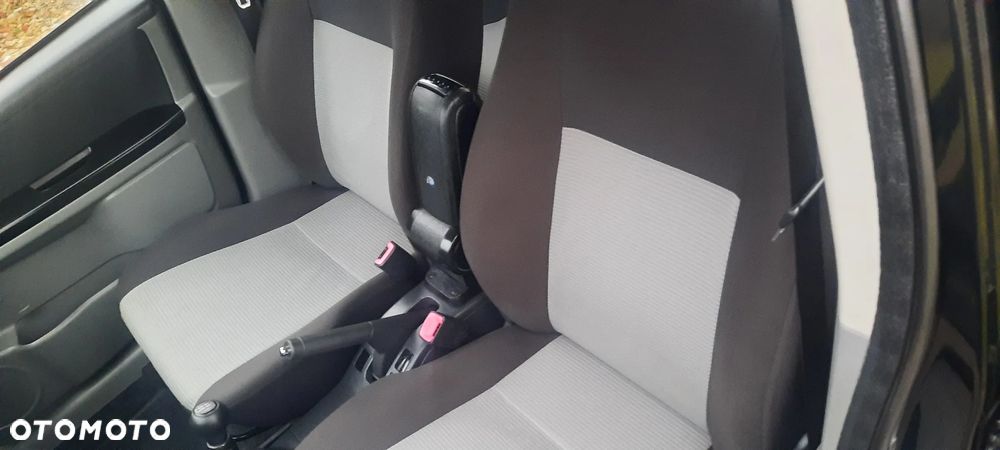 Suzuki SX4 - 27