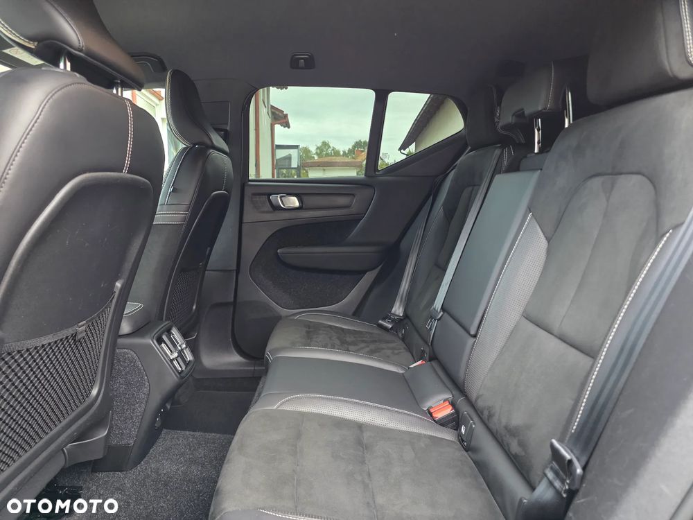 Volvo XC 40 D3 R-Design - 31