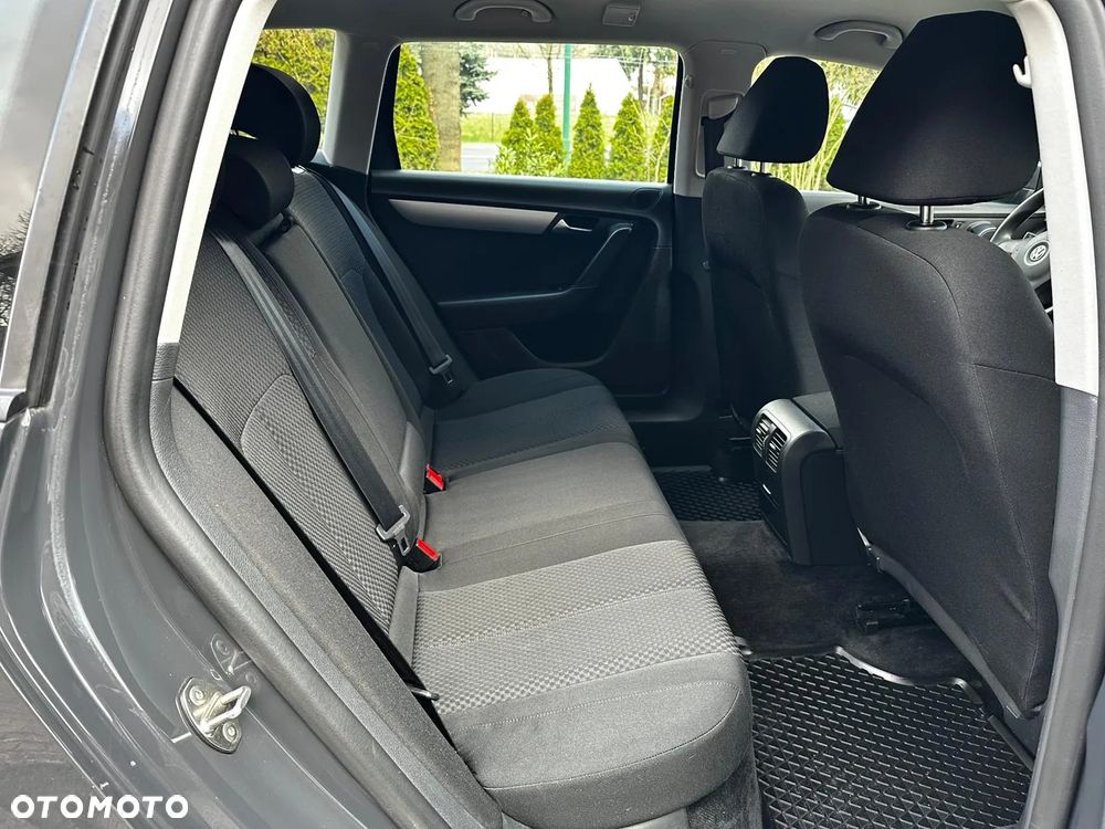 Volkswagen Passat - 7