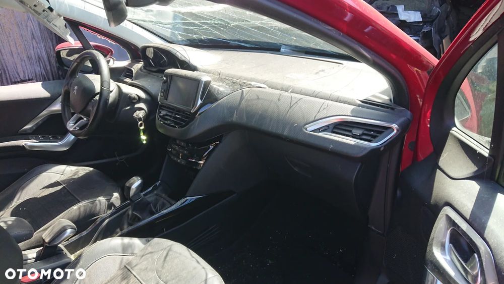 Peugeot 2008 - 14