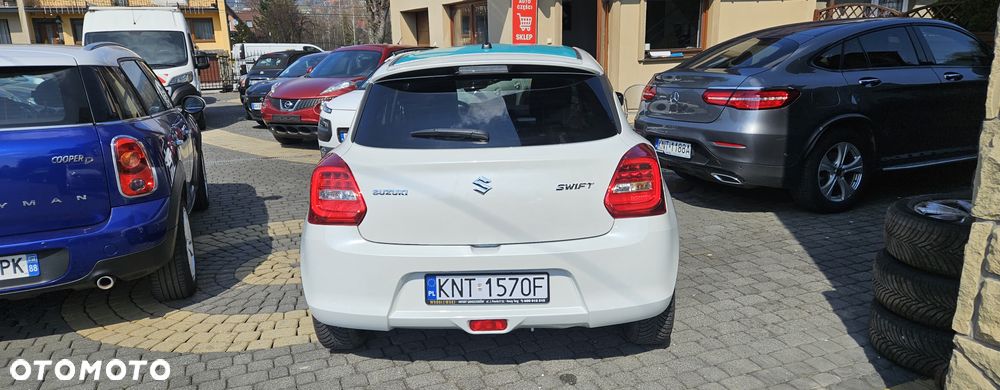 Suzuki Swift 1.2 Premium Plus - 18