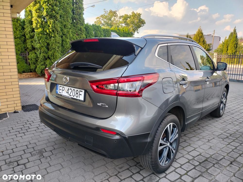 Nissan Qashqai 1.3 DIG-T N-WAY - 3