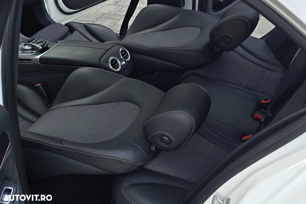 Mercedes-Benz C - 34