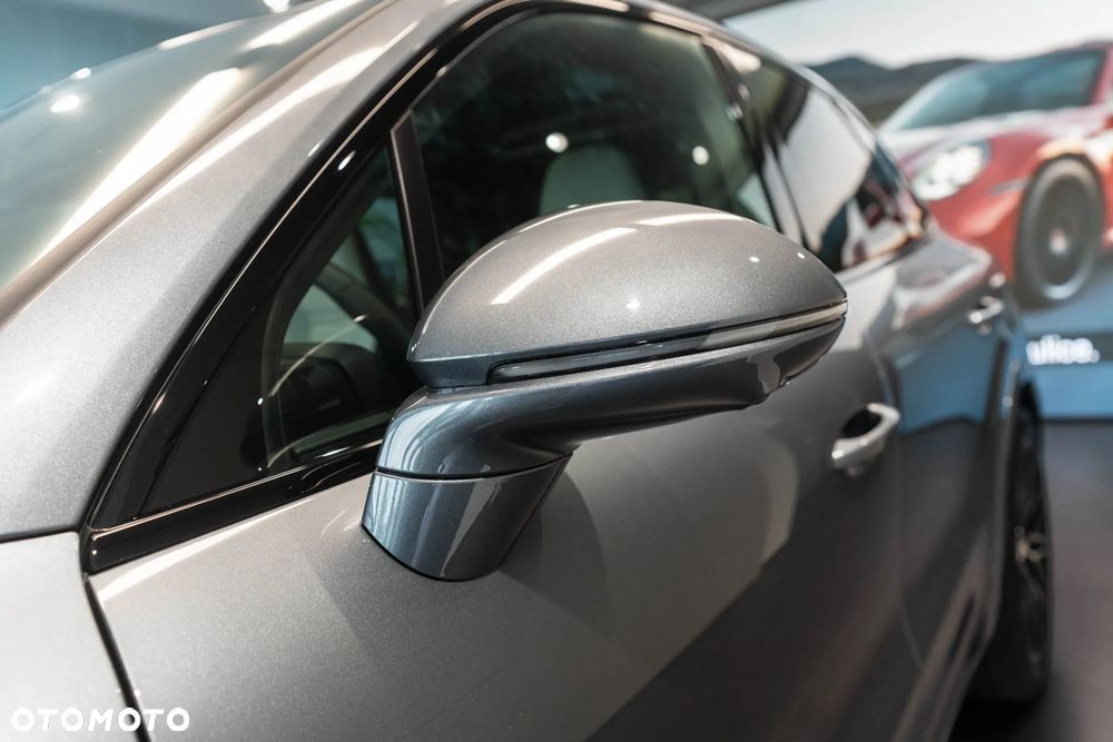 Porsche Cayenne E-Hybrid PHEV Black Edition - 35