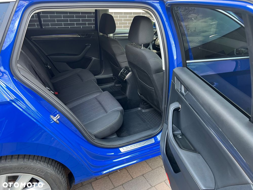 Skoda Superb 1.4 TSI Plug-In Hybrid Style DSG - 9