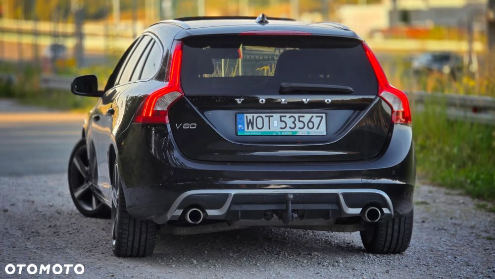 Volvo V60 D2 Momentum - 12