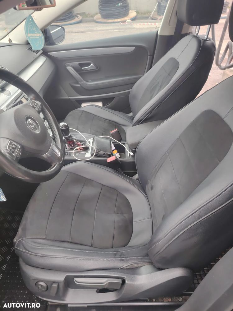 Volkswagen Passat CC 2.0 TDI BMT 4Motion - 3