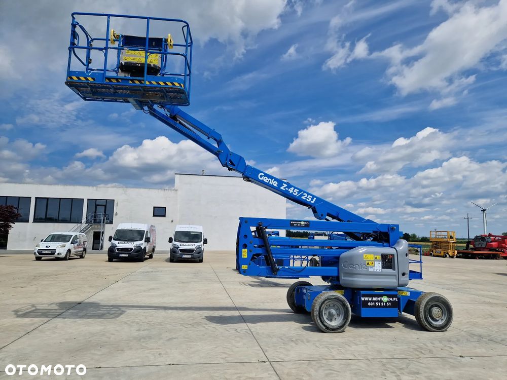 Genie Z45/25J   RZ142 - 7
