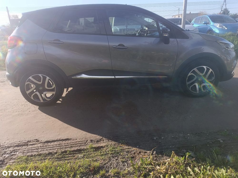 Renault Captur - 17