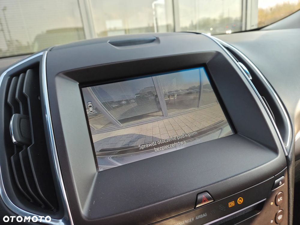 Ford Edge 2.0 EcoBlue Twin-Turbo 4WD Titanium - 23