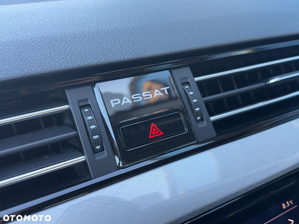 Volkswagen Passat - 34