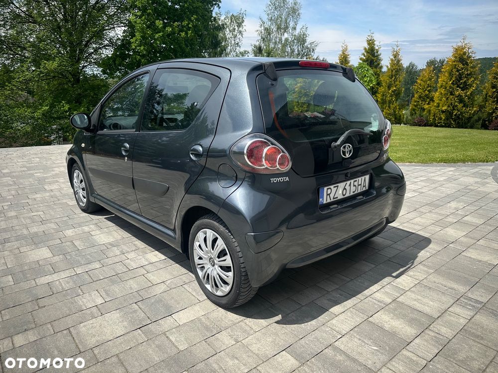 Toyota Aygo - 6