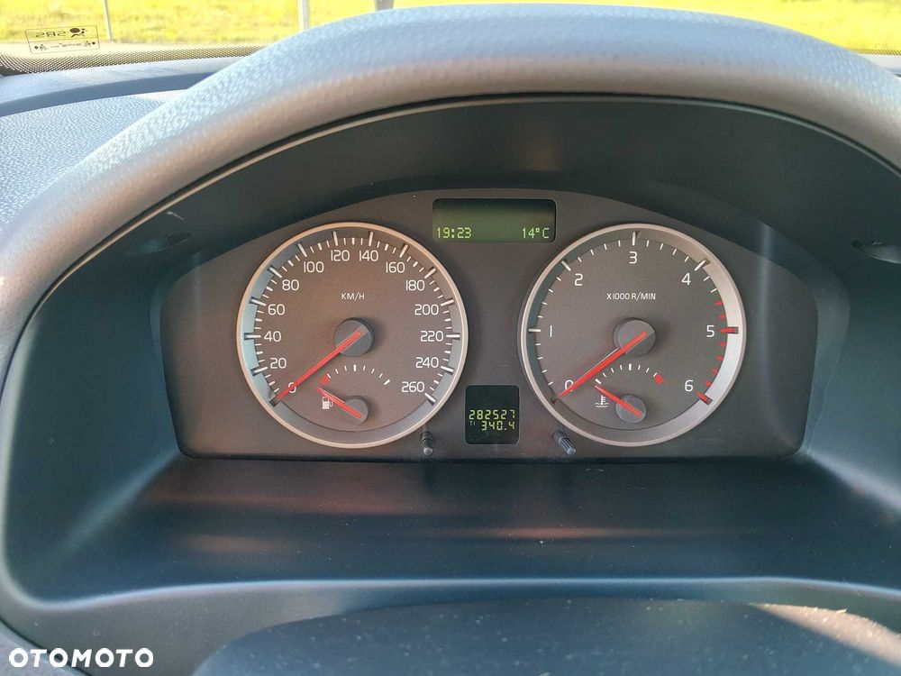 Volvo V50 - 8