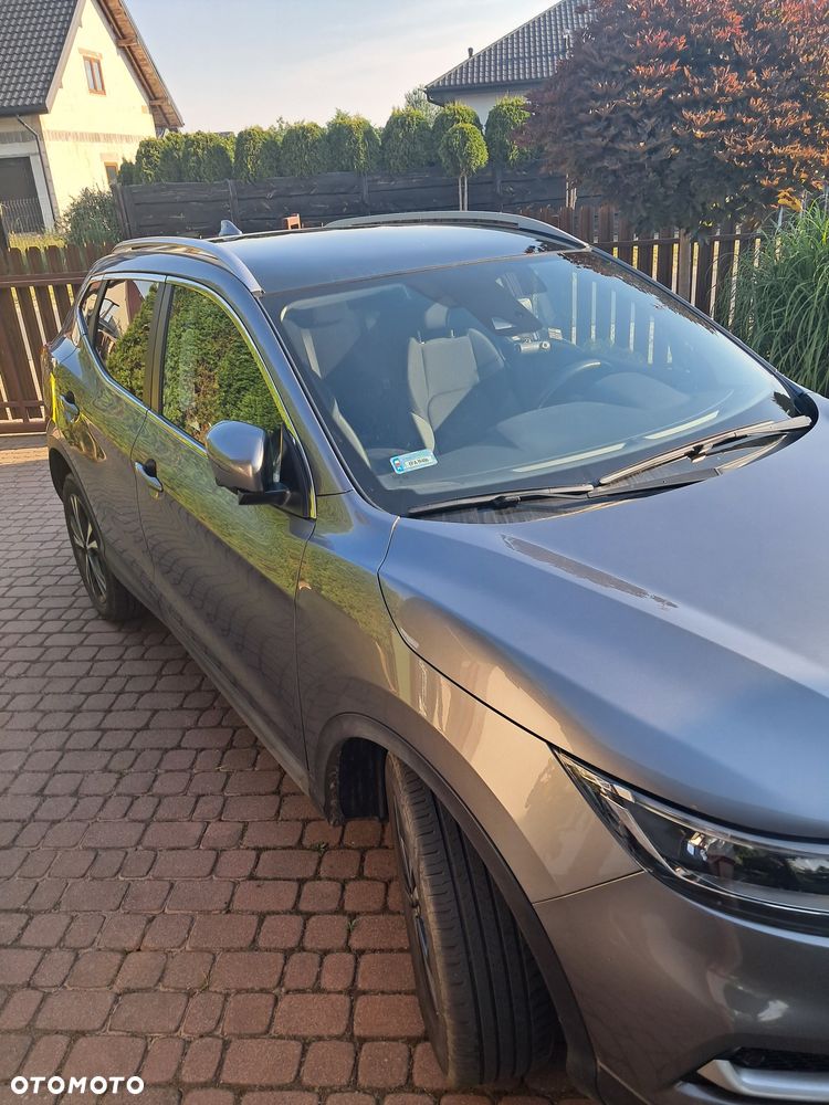 Nissan Qashqai 1.3 DIG-T N-Connecta - 2