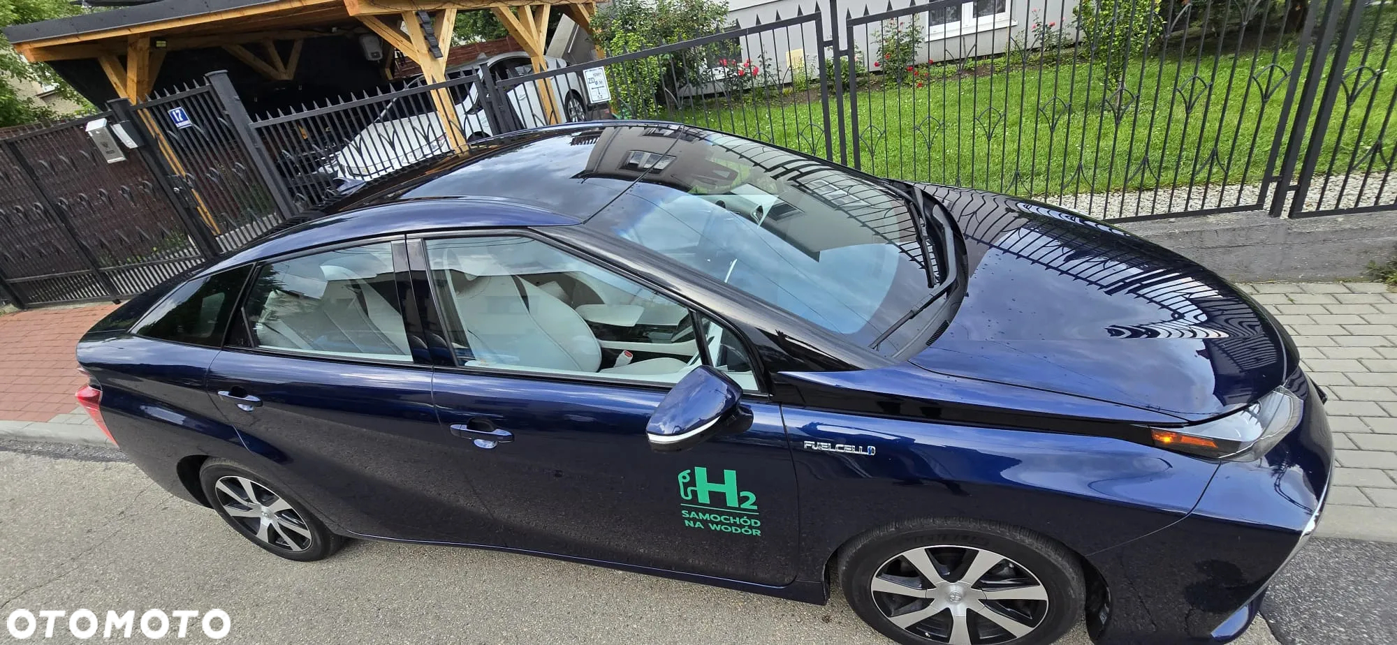 Toyota Mirai Standard - 24
