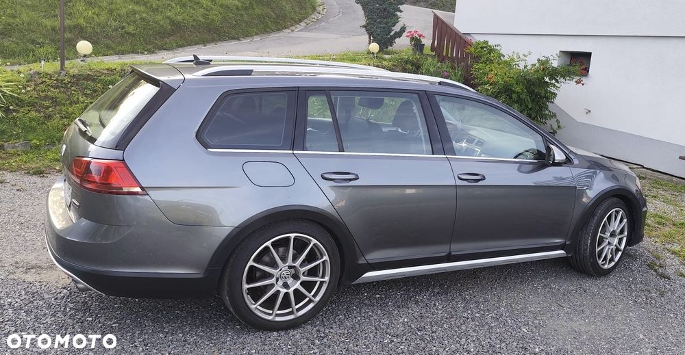 Volkswagen Golf Alltrack