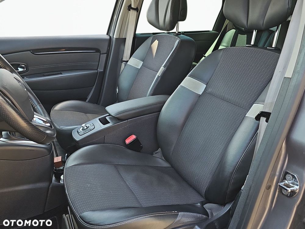 Renault Scenic 1.5 dCi Bose EDition EDC - 27