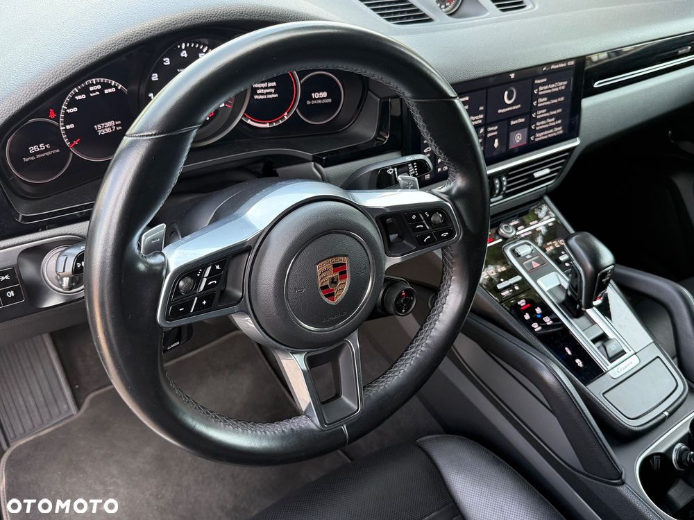 Porsche Cayenne Platinum Edition - 16
