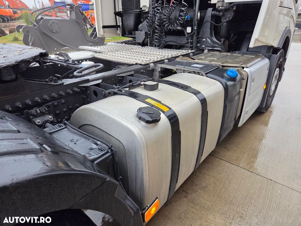 Volvo FH500, 2019, 640.248km, Automata, 2 rezervoare 1.175l, FRIGIDER, AER CONDITIONAT STATIONARE, balon puntea fata, aeropachet, rulata doar in GERMANIA, Carte identitate RAR, posibilitate leasing 3 ani-PROMOTIE 38.900 EUR+Tva - 16
