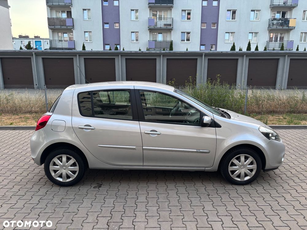 Renault Clio 1.2 16V TCE Alize Euro5 - 8