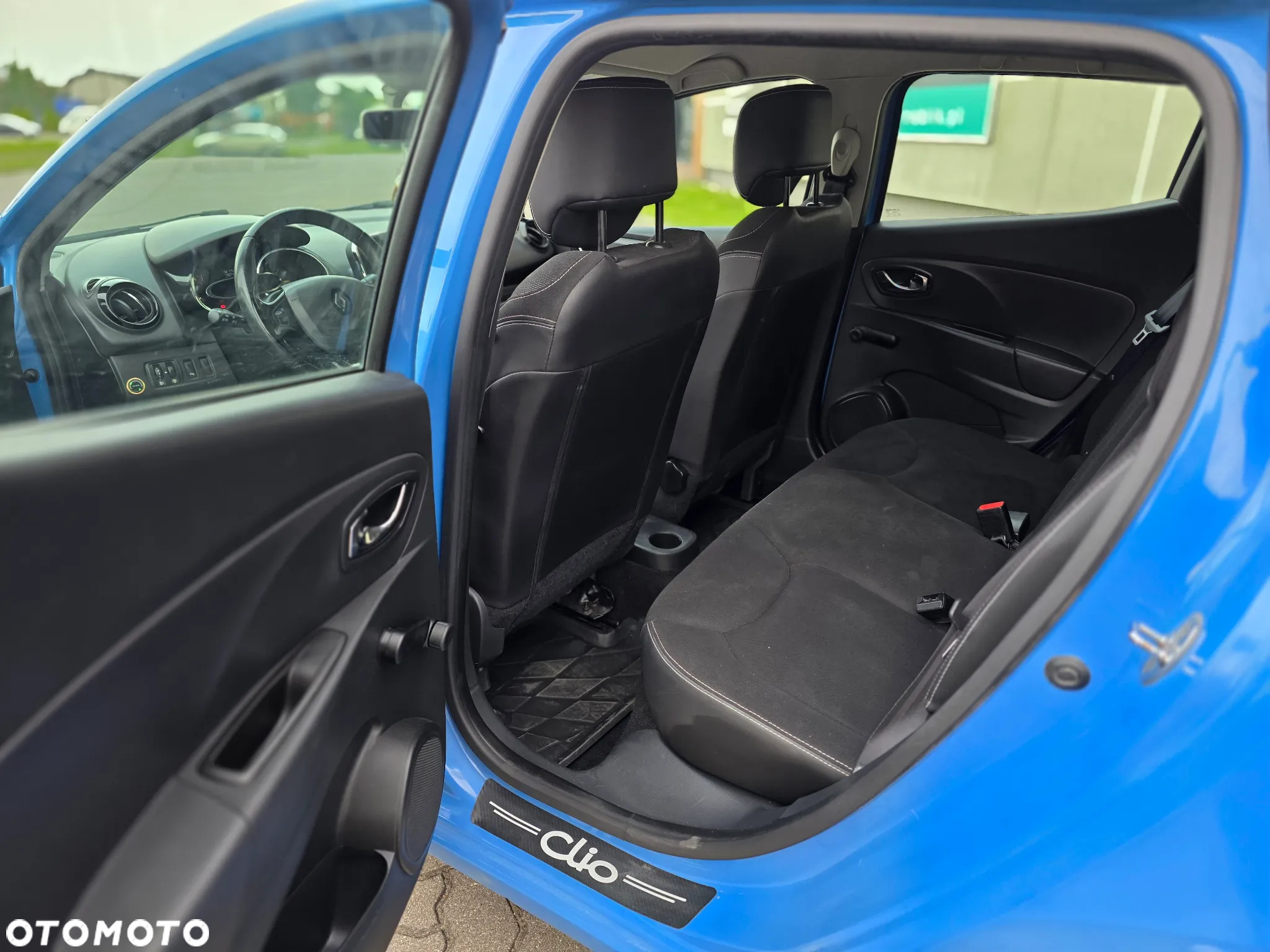 Renault Clio 1.2 16V Alize - 9