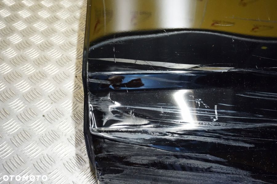 GMC CHEVROLET YUKON TAHOE 2021 - 2023 Drzwi Tył Lewe Tylne USA - 10