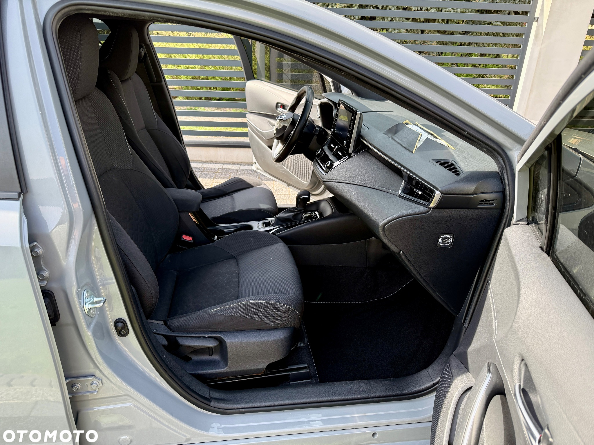 Toyota Corolla 1.8 Hybrid Comfort - 30