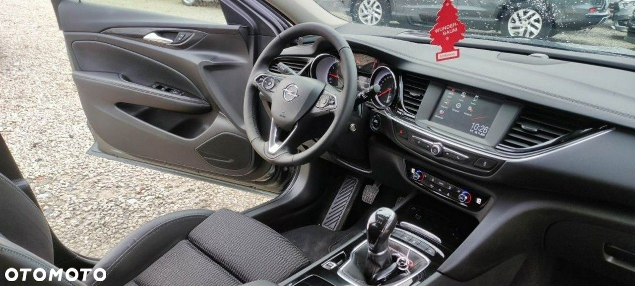 Opel Insignia - 33