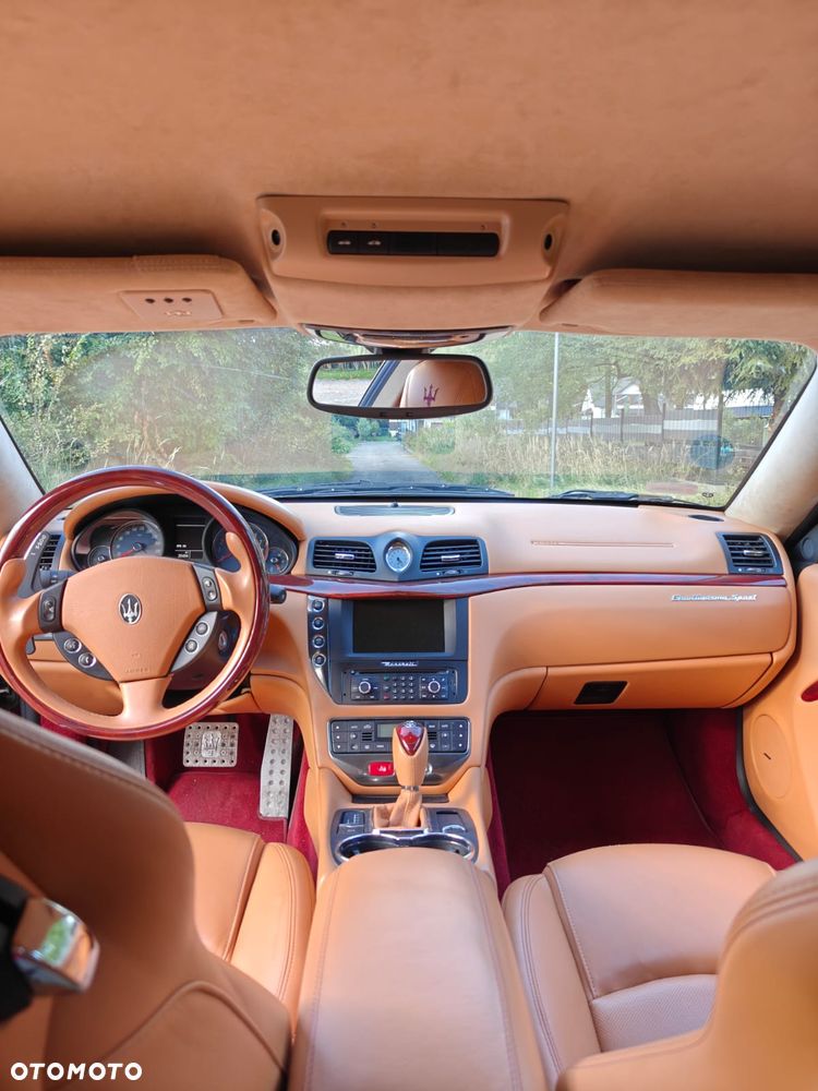 Maserati GranTurismo - 15