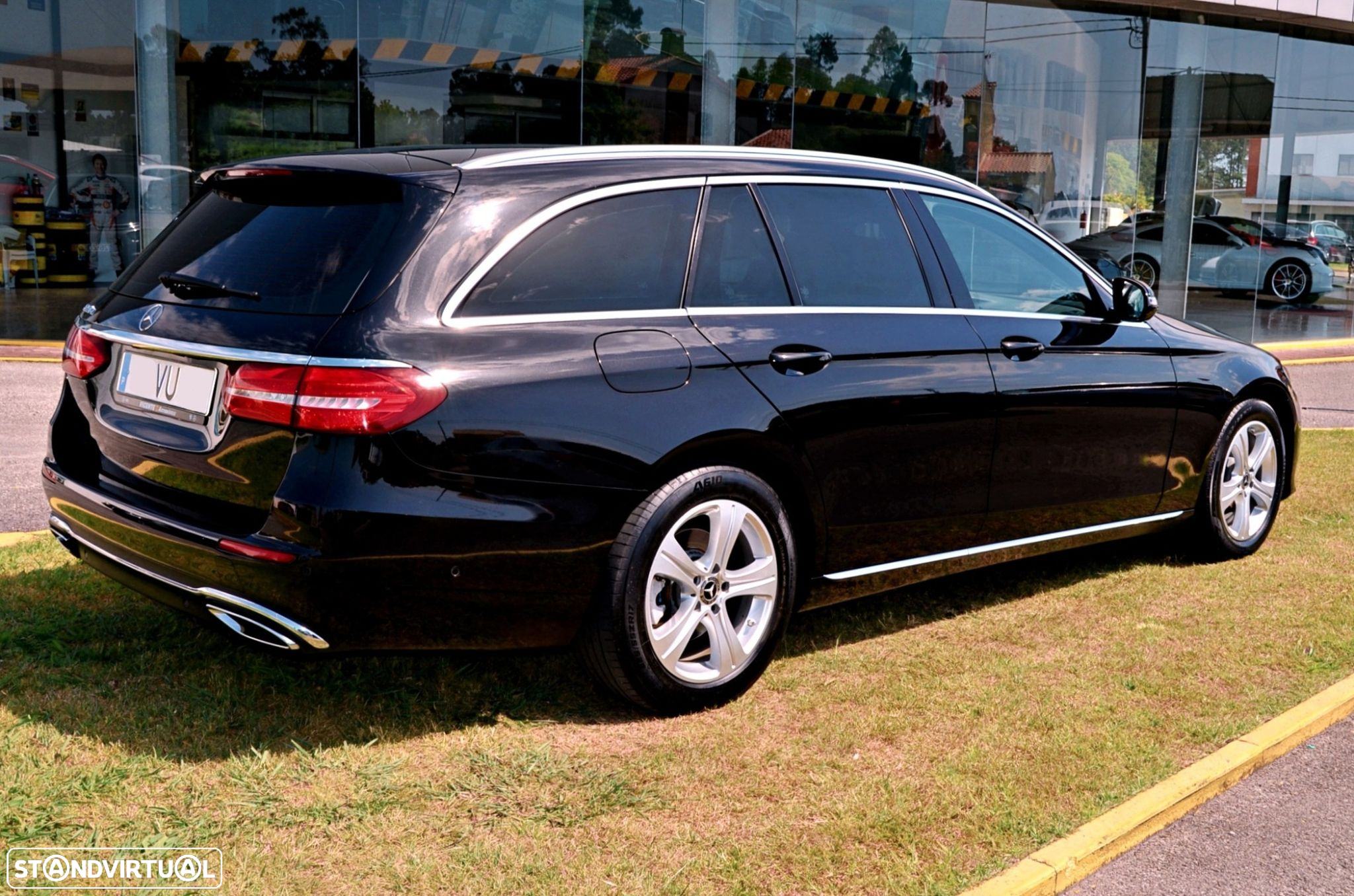 Mercedes-Benz E 220 d Avantgarde+ - 44
