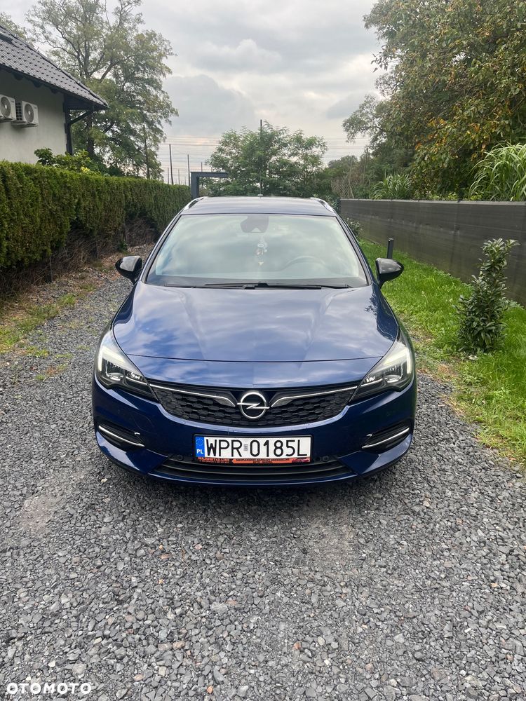 Opel Astra 2021 photo 2