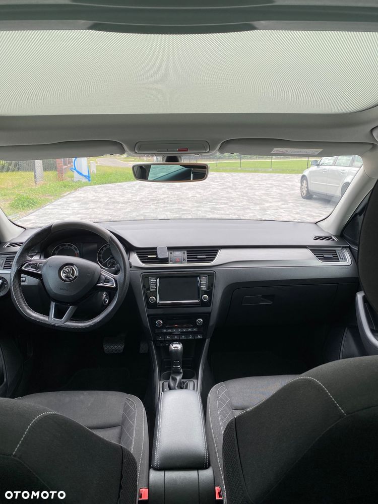 Skoda RAPID 1.4 TSI Emotion Plus DSG - 17