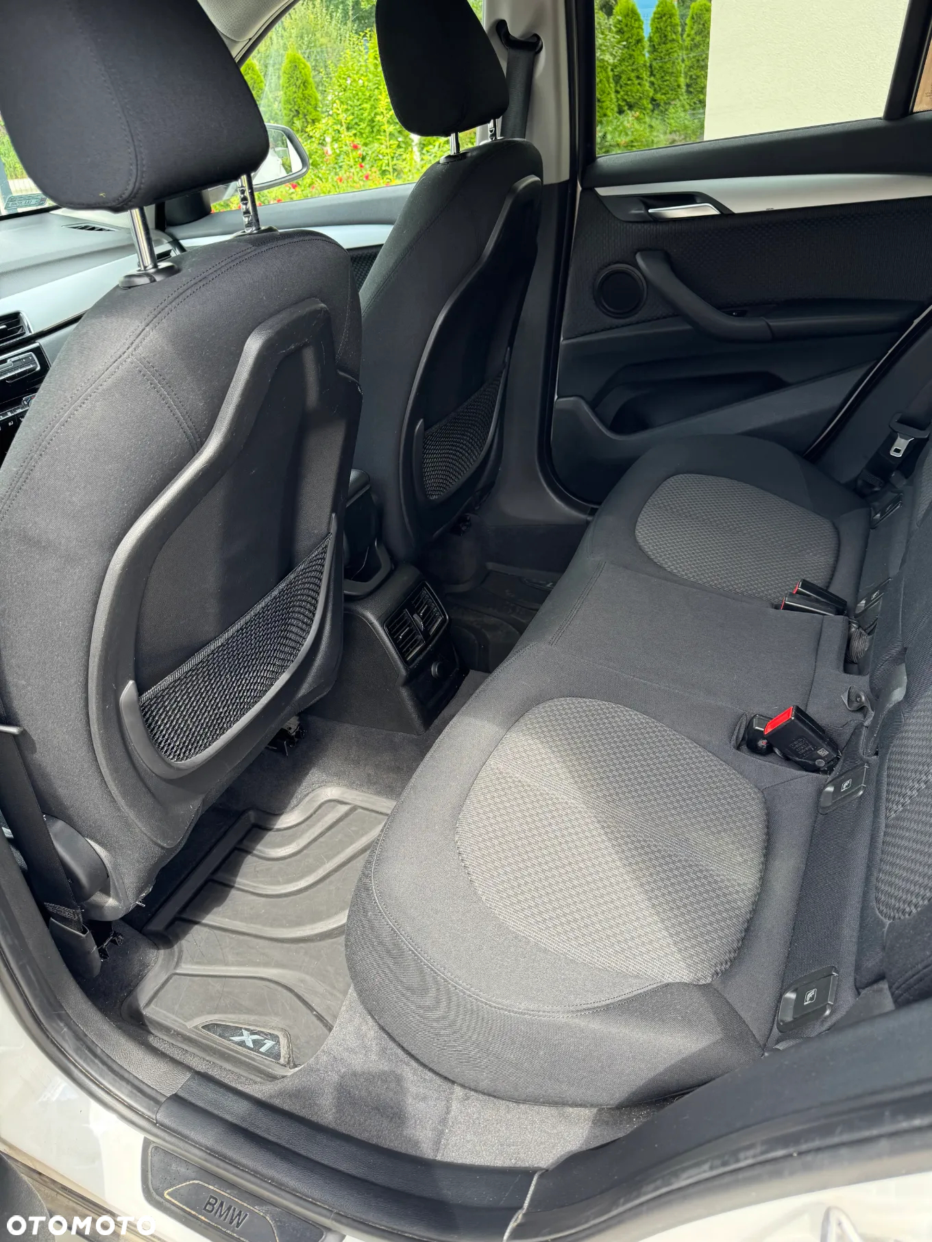 BMW X1 xDrive20d Advantage - 10