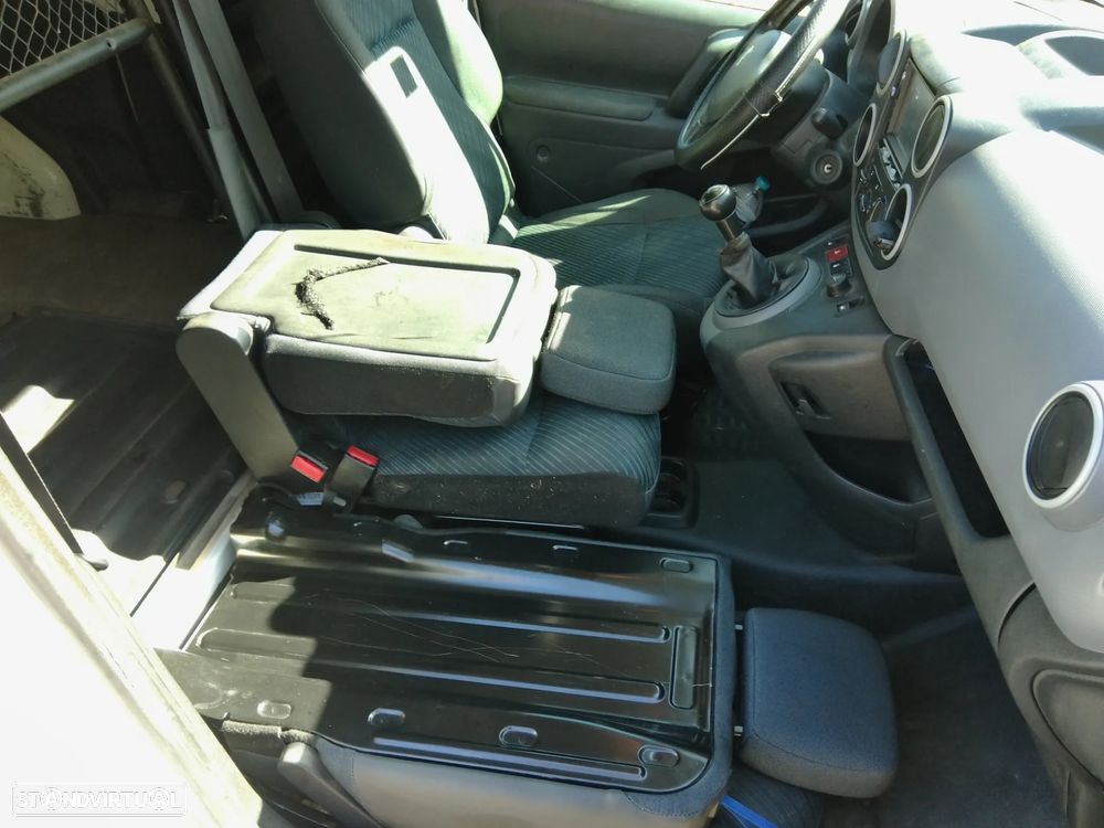 Peugeot Partner 3 Lugares - 12
