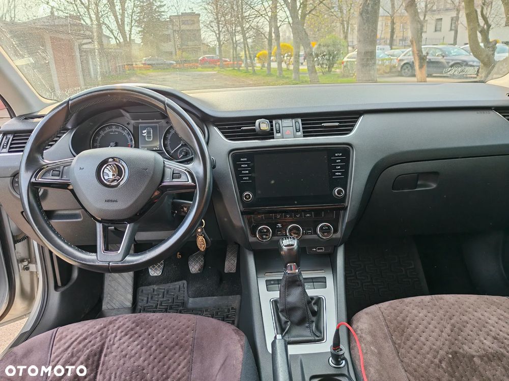 Skoda Octavia 1.6 TDI Ambition - 9