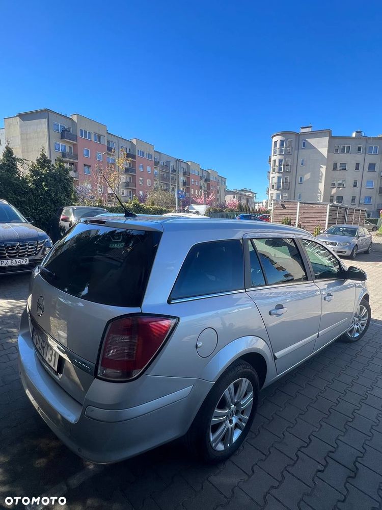 Opel Astra 1.7 CDTI - 9