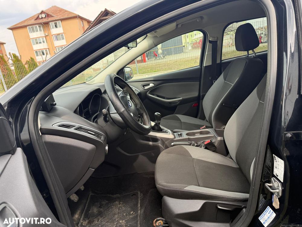 Ford Focus - 6