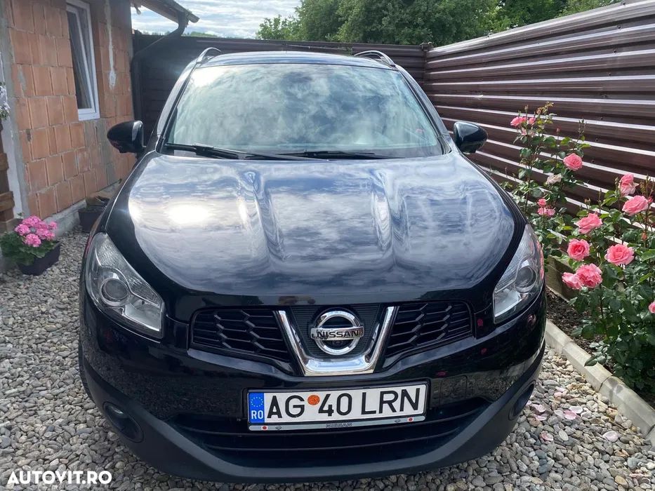 Nissan Qashqai - 1