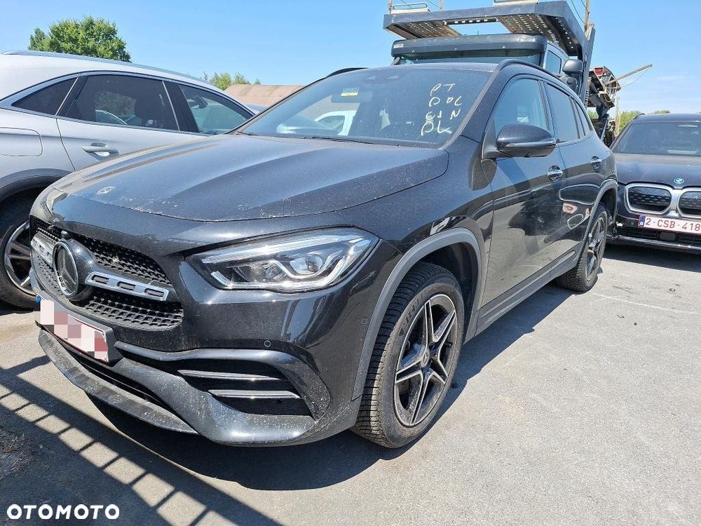 Mercedes-Benz GLA 200 AMG Line - 4