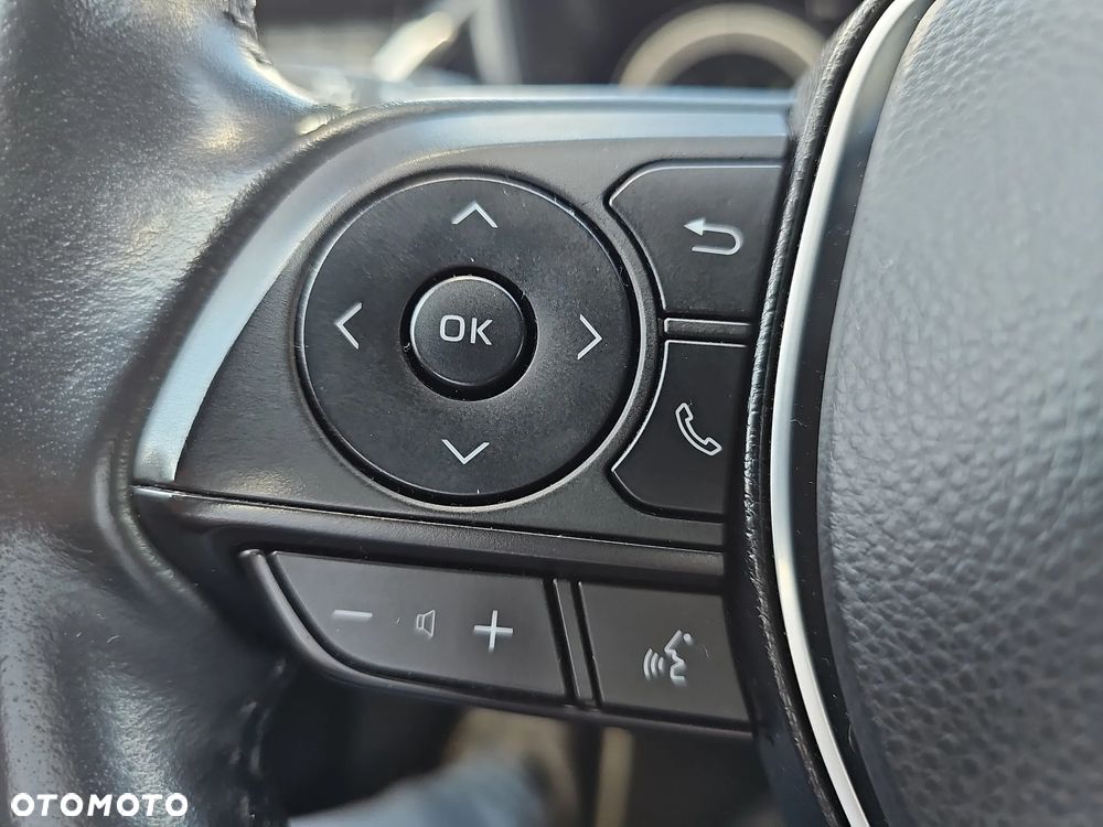 Toyota Corolla 1.8 Hybrid Comfort - 18