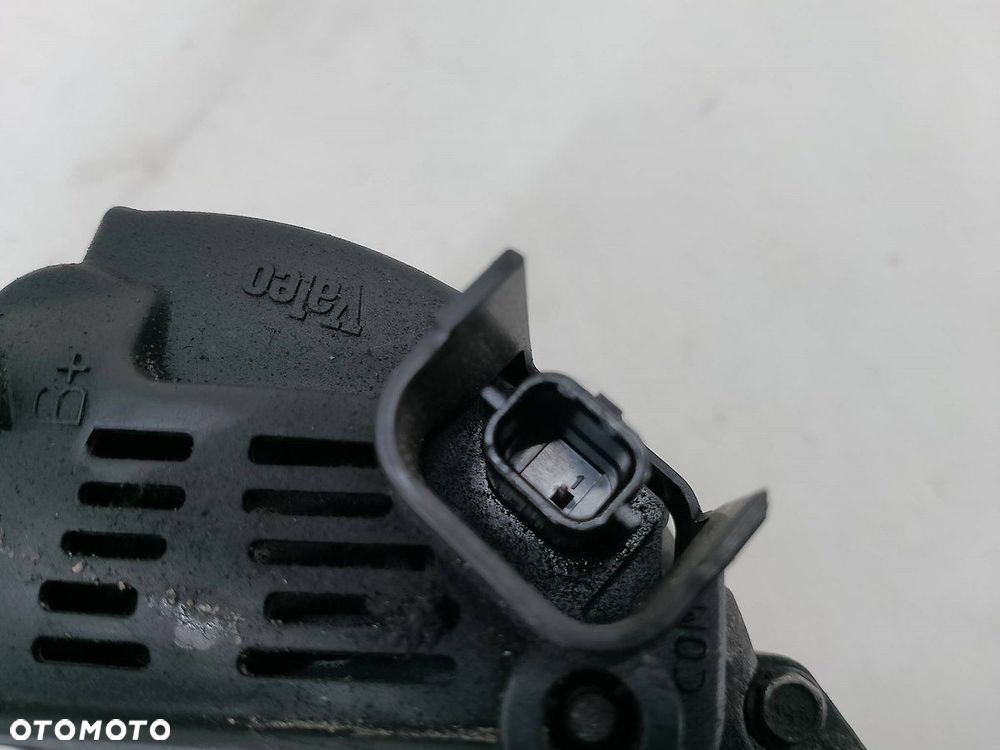 ALTERNATOR RENAULT GRAND SCENIC  231007033R-C FG15T030  2606523B 1.6 DCI - 8