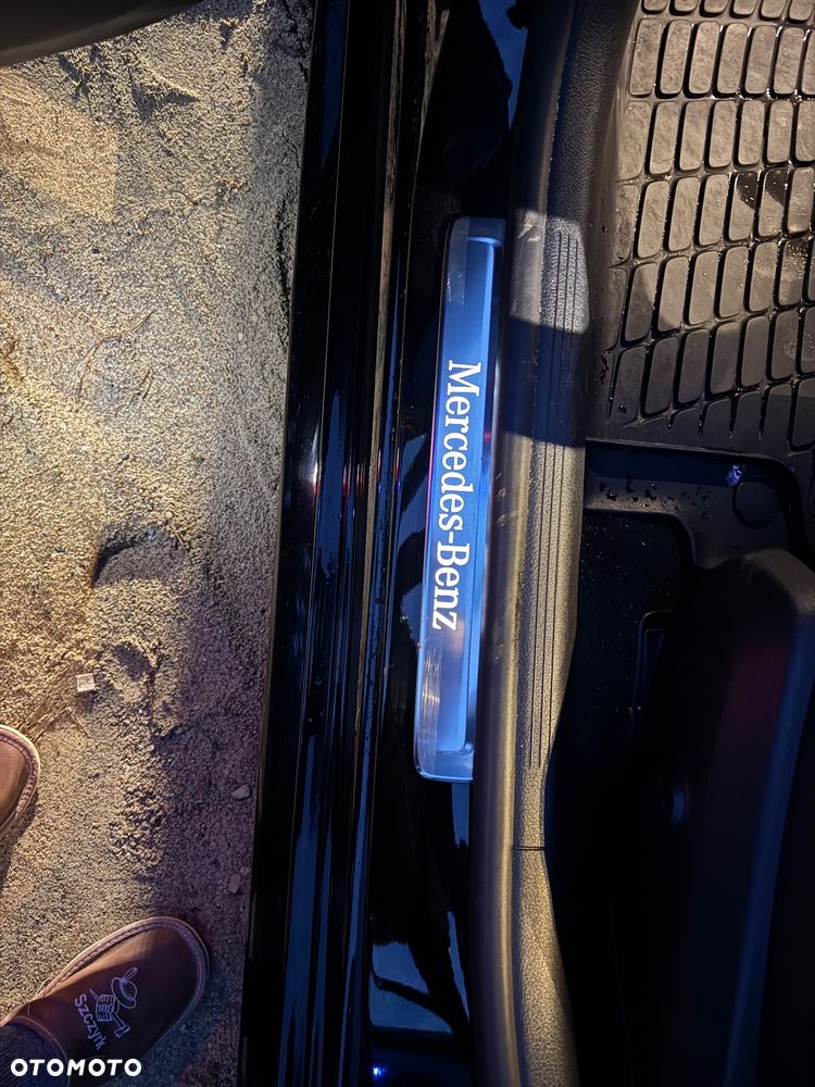 Mercedes-Benz Klasa C 220 d 9G-TRONIC - 11