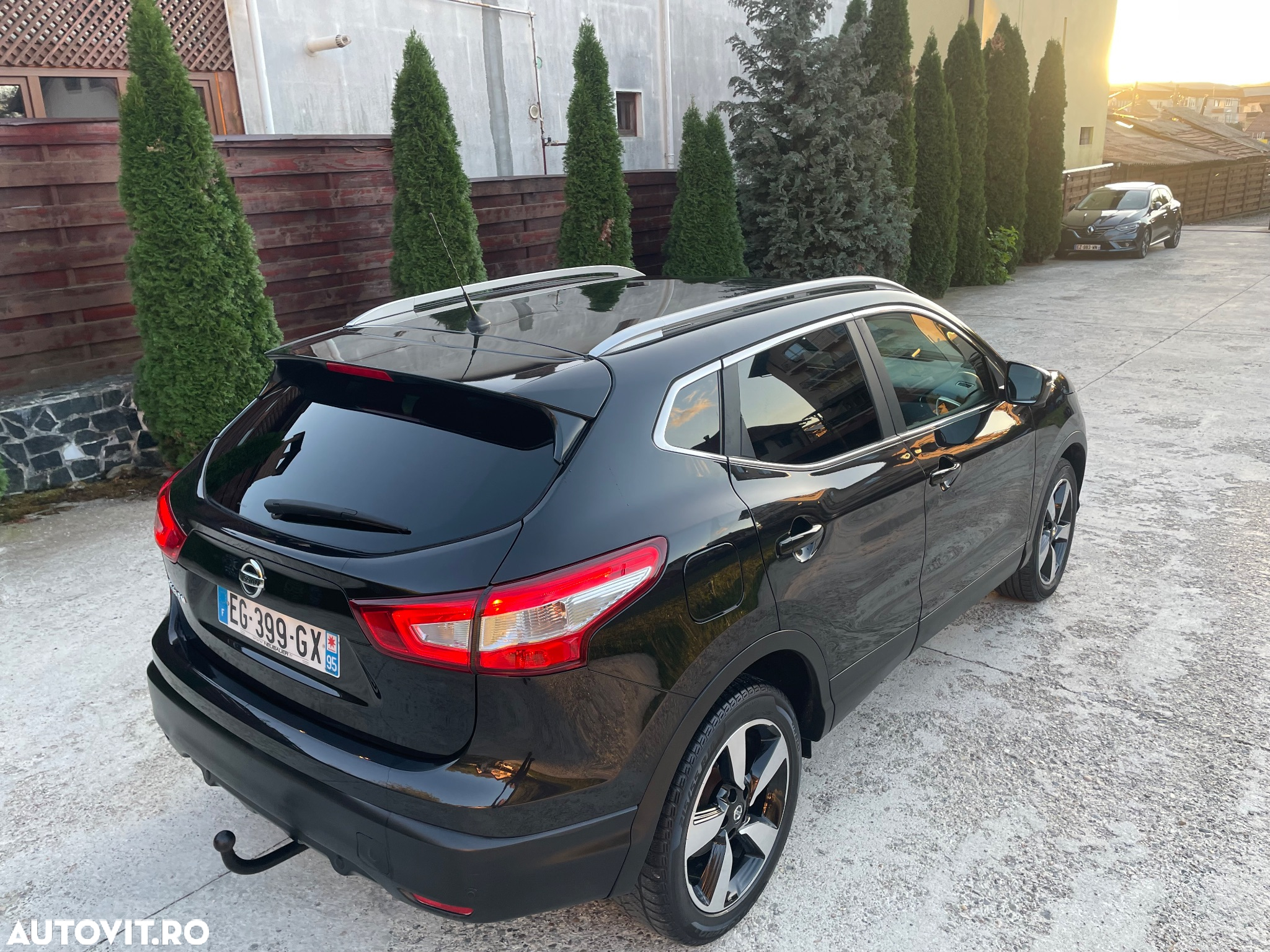 Nissan Qashqai 1.6 DCI Start/Stop X-TRONIC Tekna - 15