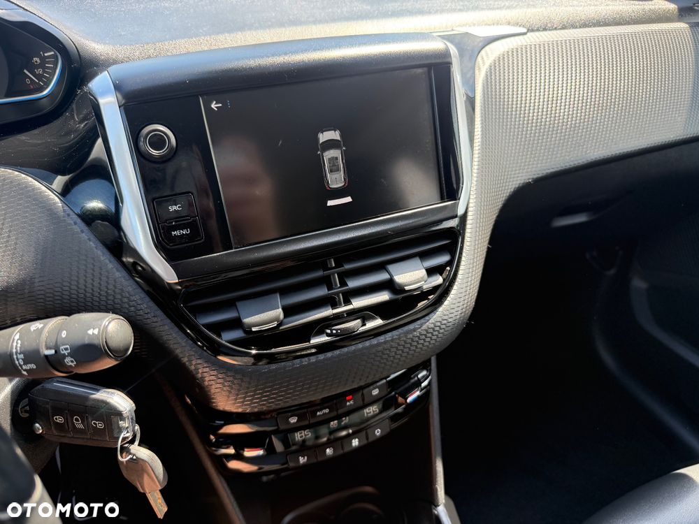 Peugeot 2008 PureTech 110 GPF Stop&Start EAT6 Allure - 18