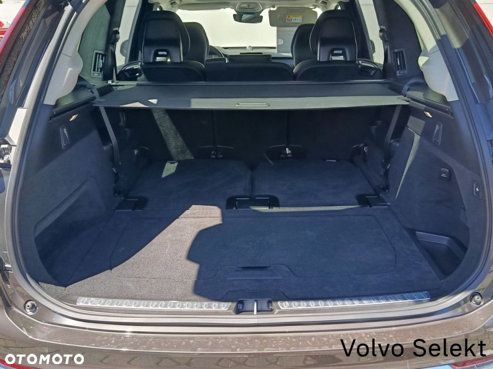 Volvo XC 90 - 11