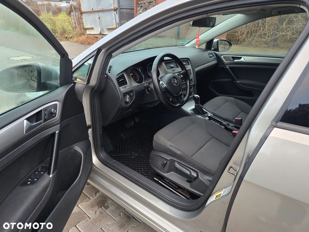 Volkswagen Golf Aktionsmodell 1.8 T DSG Comfortline - 11