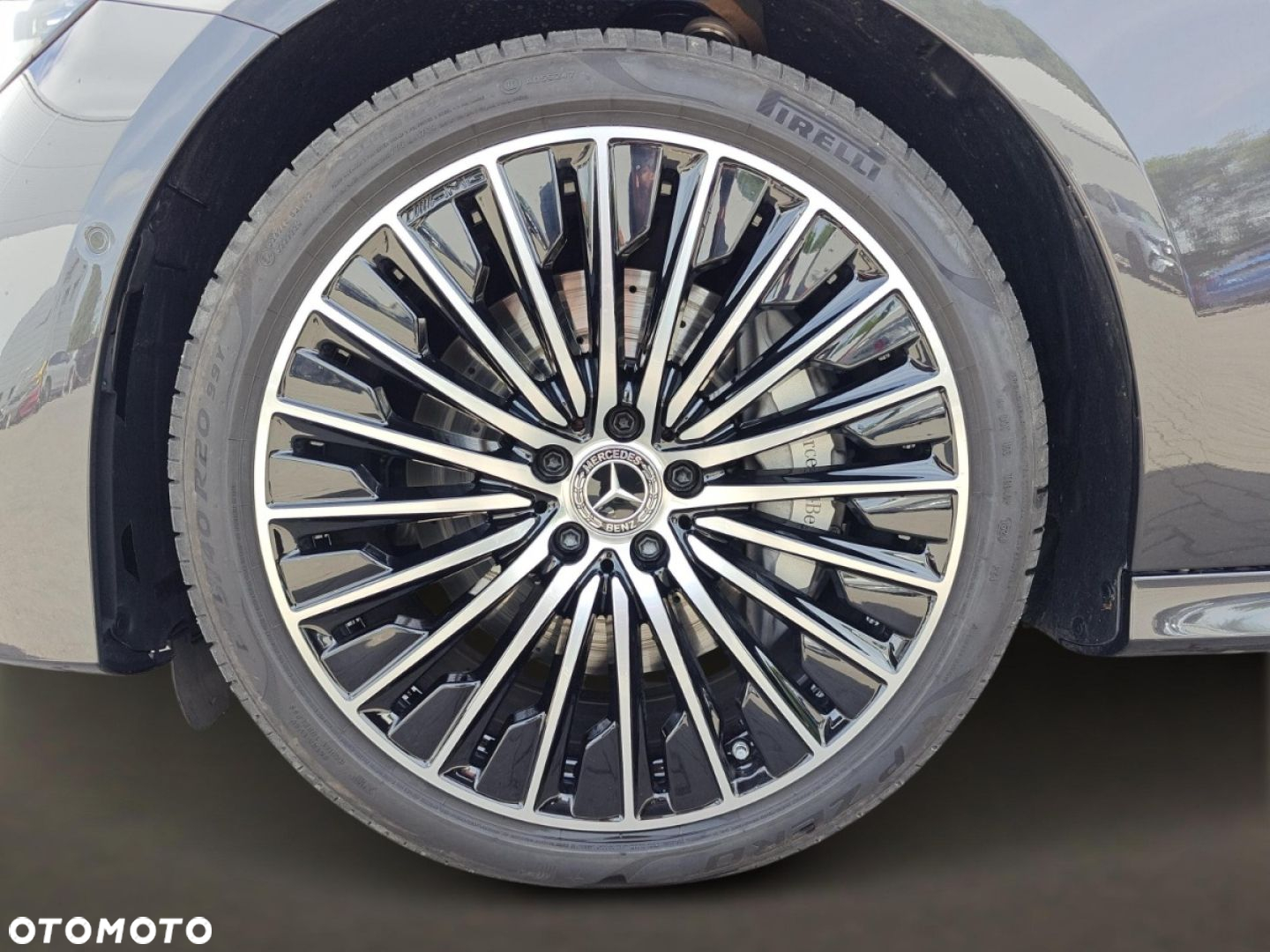 Mercedes-Benz Klasa E - 9