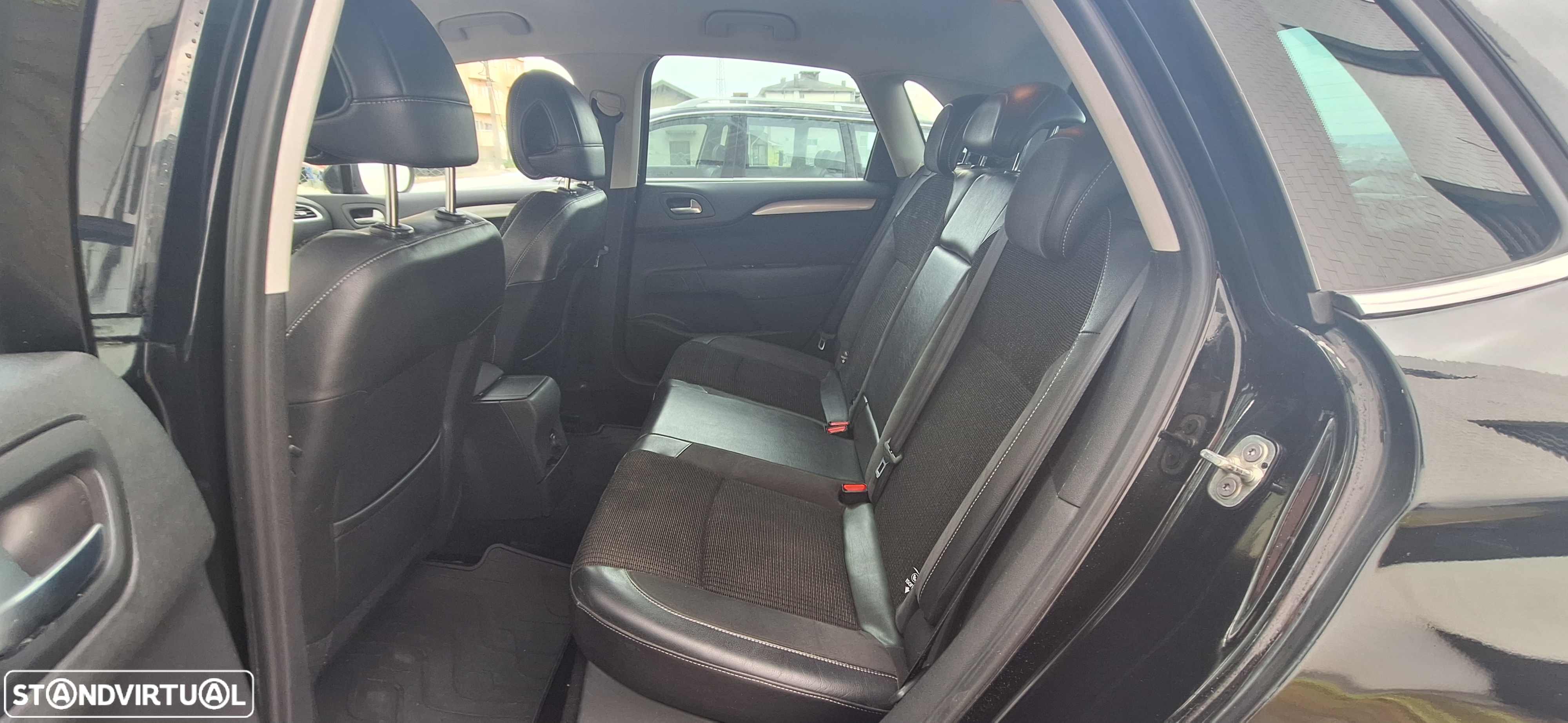 Citroën C4 1.6 e-HDi Exclusive CMP6 - 11